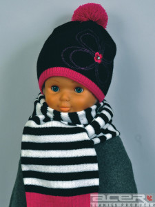 Beanie and scarf for girl